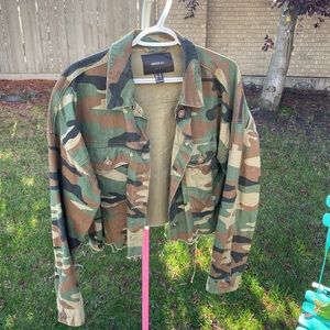 Cropped camo jean jacket 1X